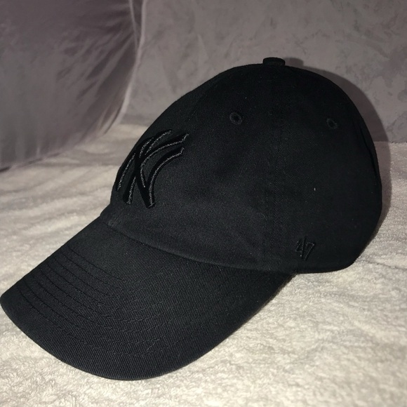 '47 Brand's "MLB New York Yankees" Adjustable Black Baseball Cap - Picture 5 of 16